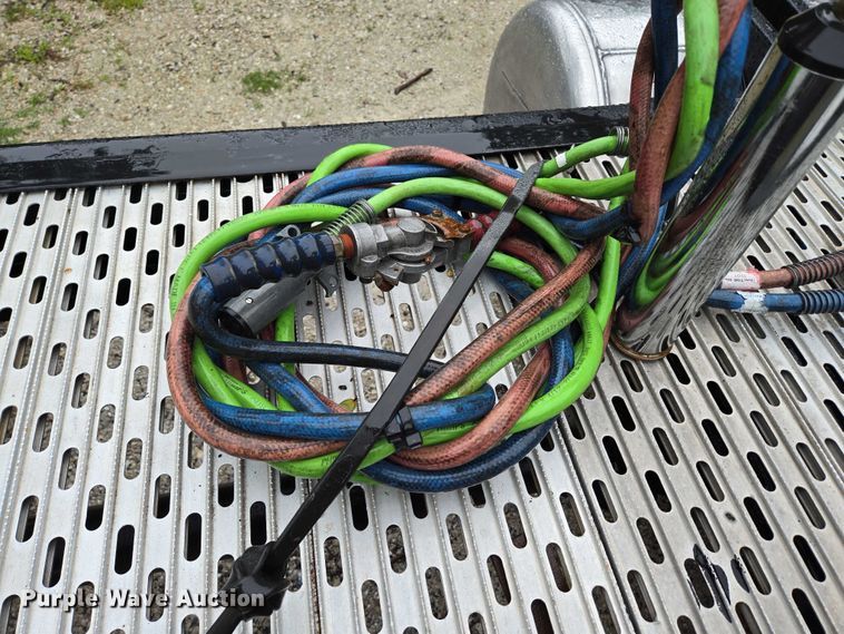 image for item ED2085 1978 Peterbilt 359-S semi truck