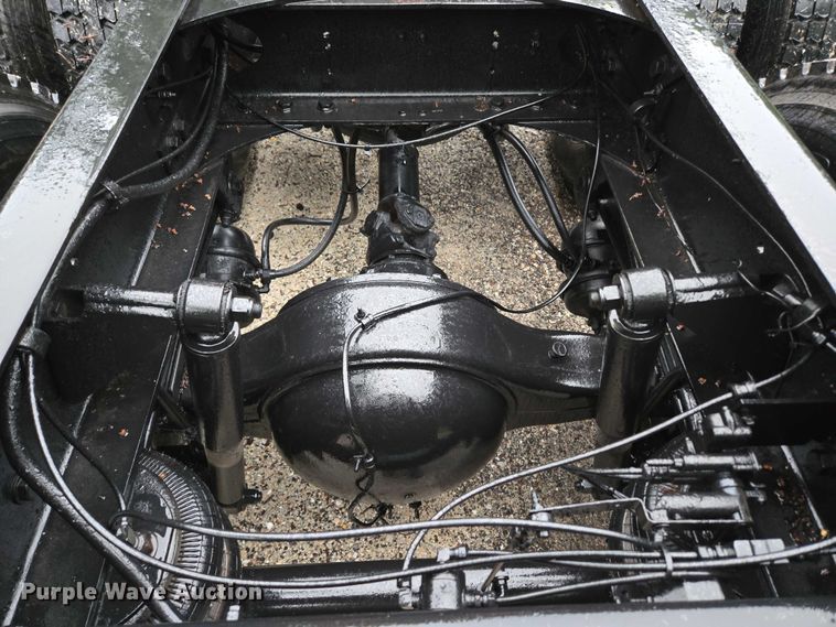 image for item ED2085 1978 Peterbilt 359-S semi truck