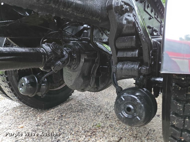 image for item ED2085 1978 Peterbilt 359-S semi truck