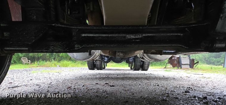 image for item ED2085 1978 Peterbilt 359-S semi truck