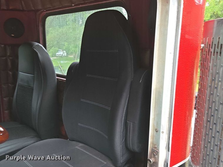 image for item ED2085 1978 Peterbilt 359-S semi truck