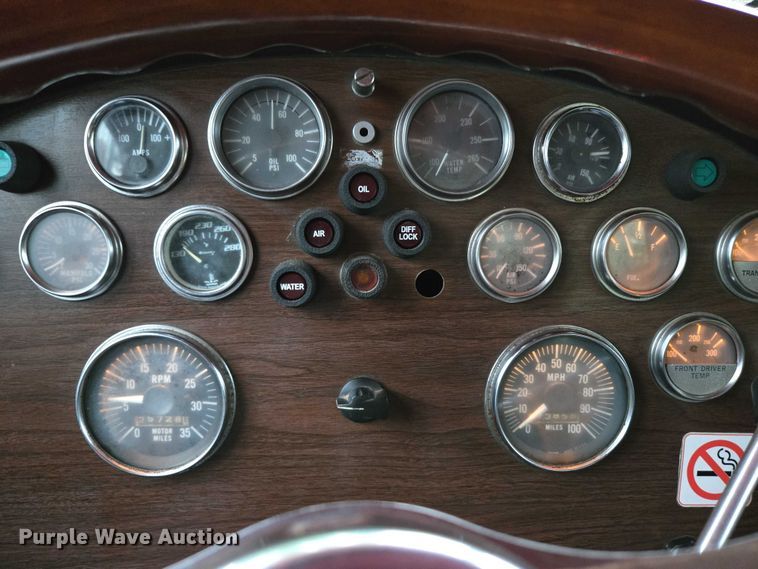 image for item ED2085 1978 Peterbilt 359-S semi truck