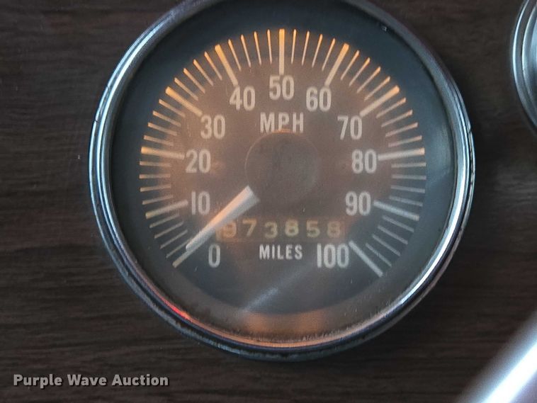 image for item ED2085 1978 Peterbilt 359-S semi truck