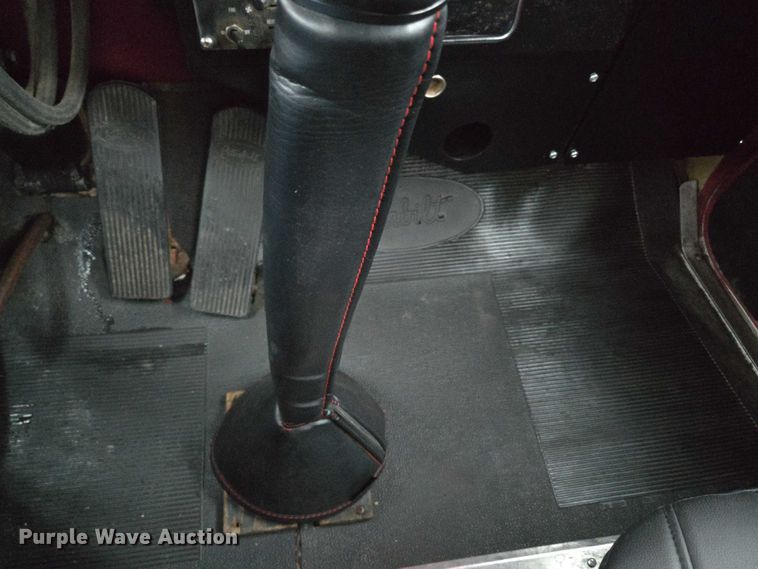 image for item ED2085 1978 Peterbilt 359-S semi truck