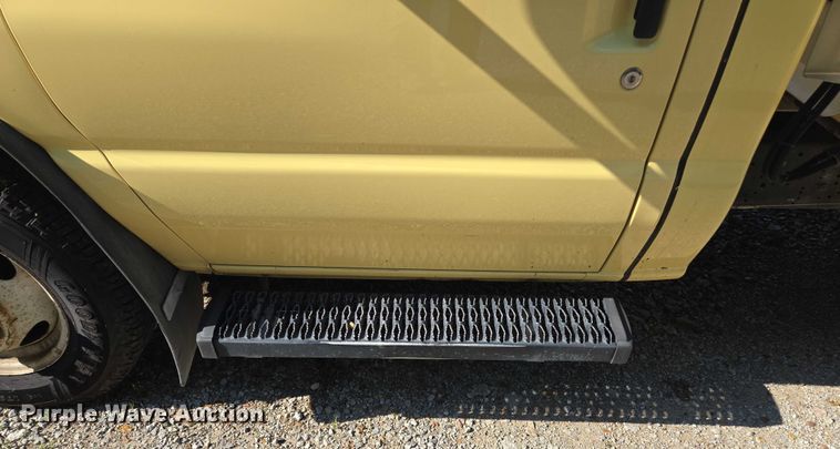 image for item EF1492 2019 Ford E450 Super Duty refrigerated delivery truck