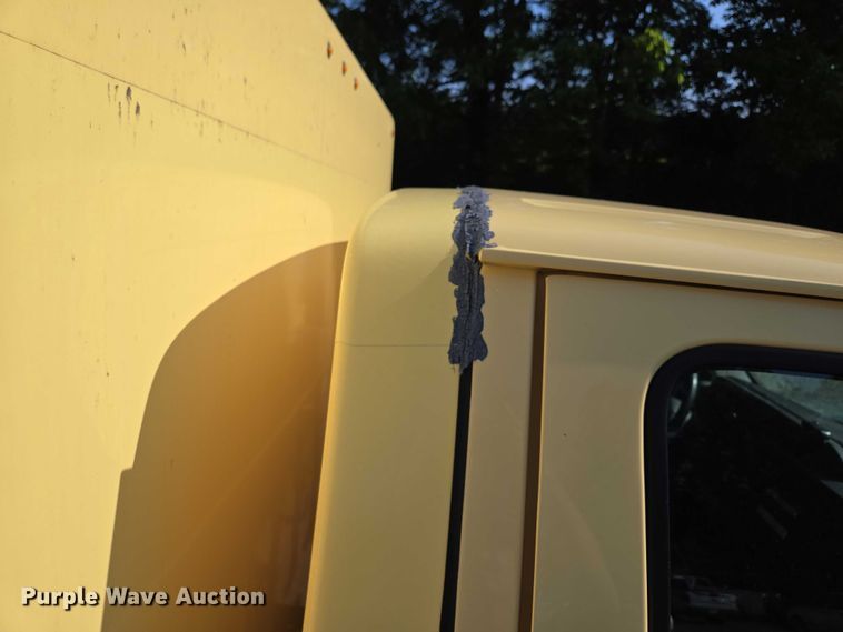 image for item EF1492 2019 Ford E450 Super Duty refrigerated delivery truck