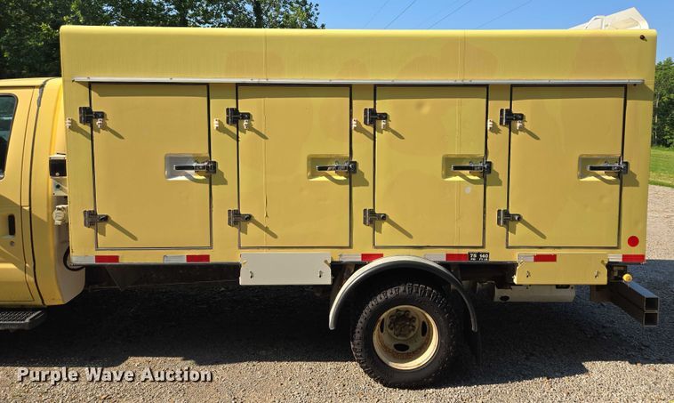 image for item EF1492 2019 Ford E450 Super Duty refrigerated delivery truck