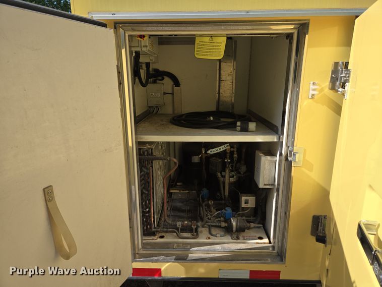 image for item EF1492 2019 Ford E450 Super Duty refrigerated delivery truck