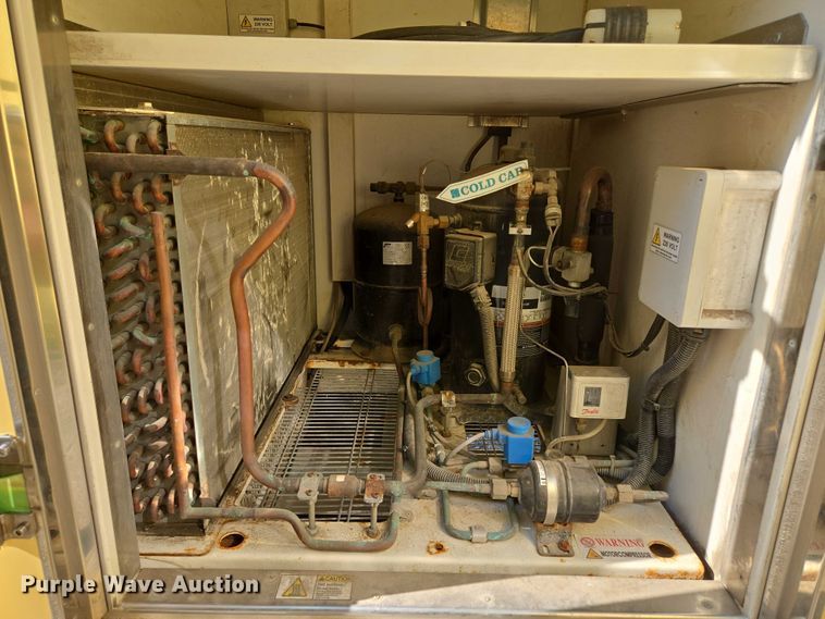 image for item EF1492 2019 Ford E450 Super Duty refrigerated delivery truck