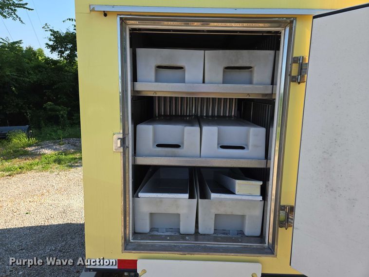 image for item EF1492 2019 Ford E450 Super Duty refrigerated delivery truck