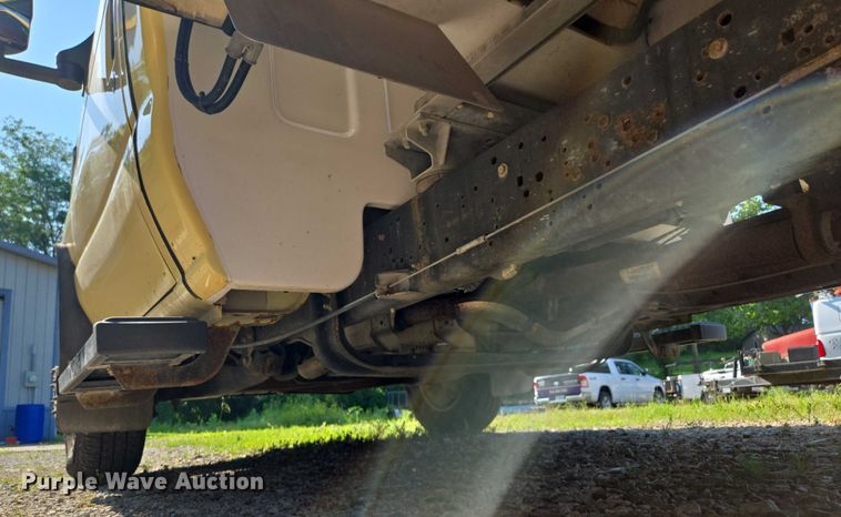 image for item EF1492 2019 Ford E450 Super Duty refrigerated delivery truck