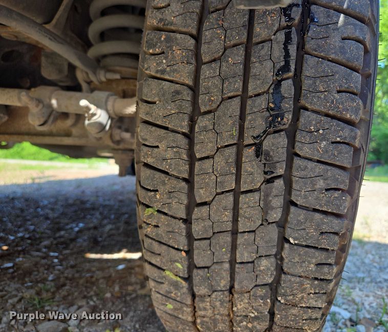 image for item EF1492 2019 Ford E450 Super Duty refrigerated delivery truck