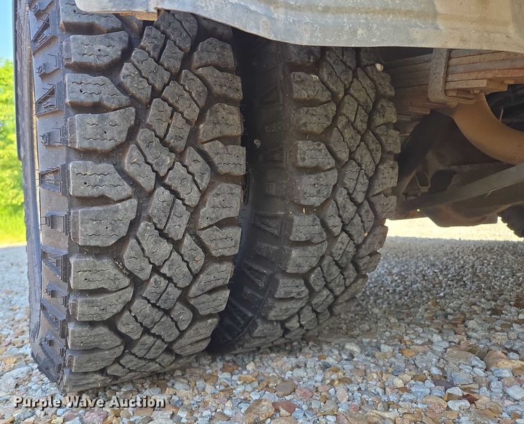 image for item EF1492 2019 Ford E450 Super Duty refrigerated delivery truck