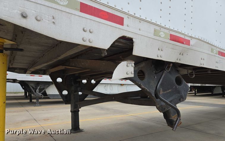 image for item EF1524 2008 Utility Trailer dry van trailer