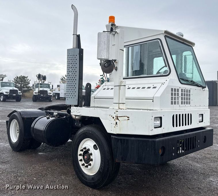 image for item EG2513 2015 Kalmar Solutions 4x2 yard truck