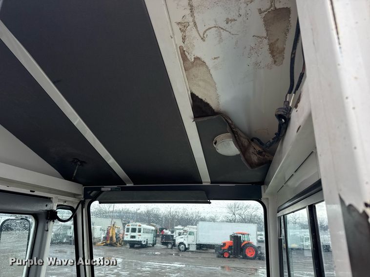 image for item EG2513 2015 Kalmar Solutions 4x2 yard truck