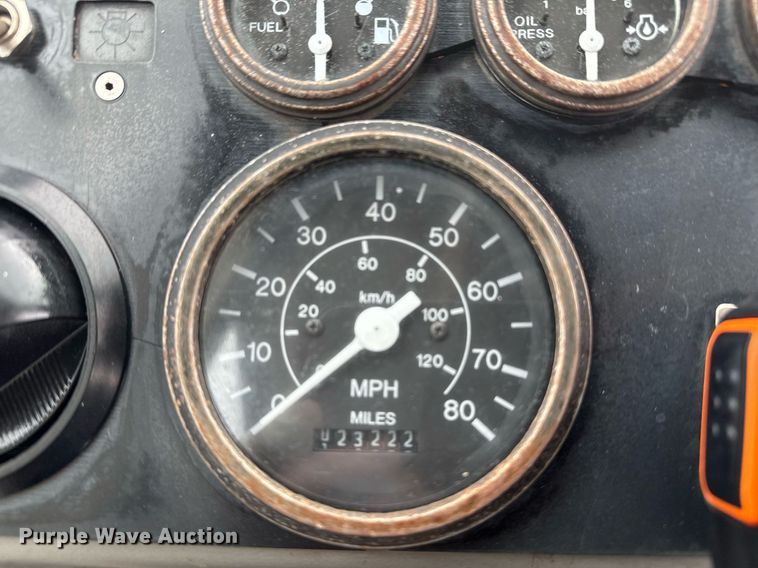 image for item EG2513 2015 Kalmar Solutions 4x2 yard truck