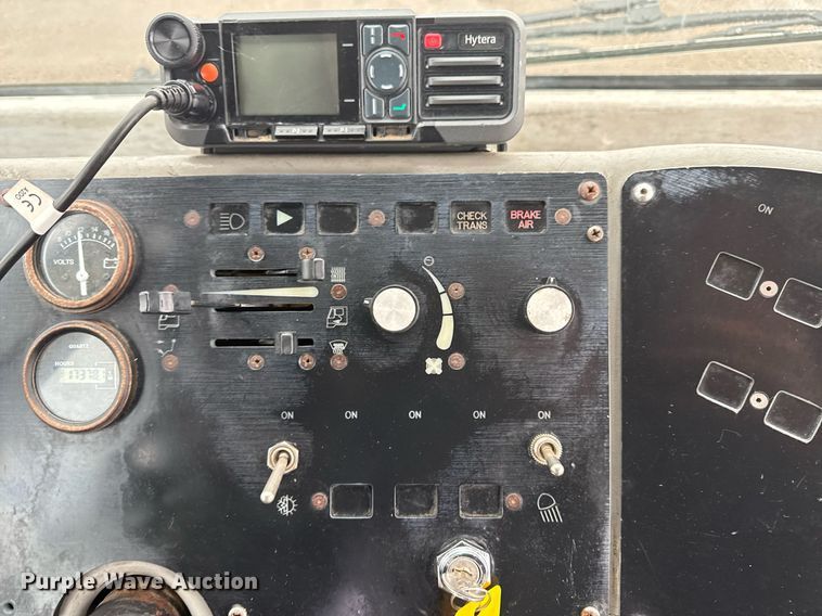 image for item EG2513 2015 Kalmar Solutions 4x2 yard truck