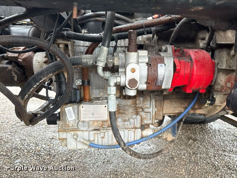 image for item EG2513 2015 Kalmar Solutions 4x2 yard truck