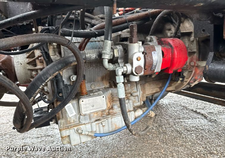 image for item EG2513 2015 Kalmar Solutions 4x2 yard truck