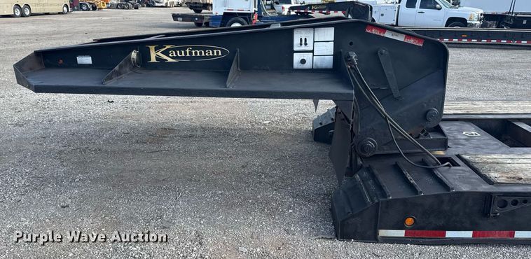 image for item EG5762 2014 Kaufman DT35 lowboy equipment trailer