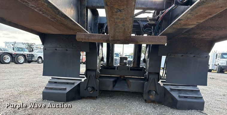 image for item EG5762 2014 Kaufman DT35 lowboy equipment trailer