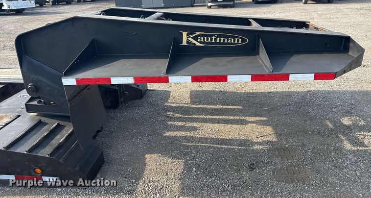 image for item EG5762 2014 Kaufman DT35 lowboy equipment trailer