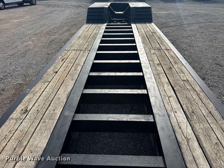 image for item EG5762 2014 Kaufman DT35 lowboy equipment trailer