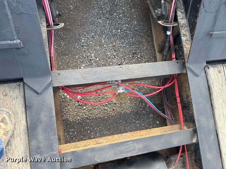 image for item EG5762 2014 Kaufman DT35 lowboy equipment trailer