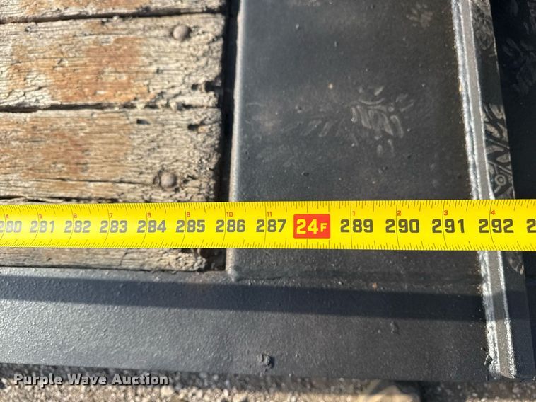 image for item EG5762 2014 Kaufman DT35 lowboy equipment trailer