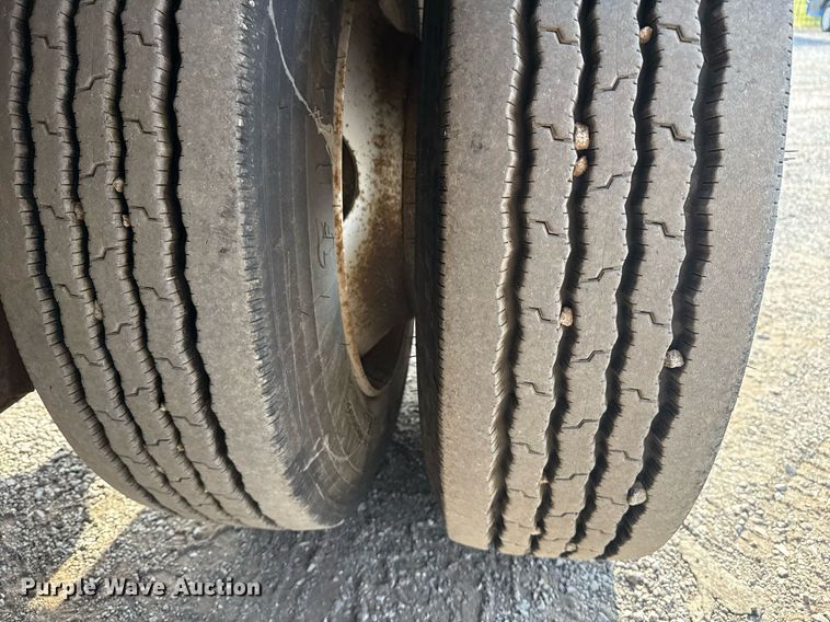 image for item EG5762 2014 Kaufman DT35 lowboy equipment trailer