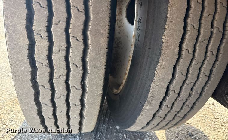 image for item EG5762 2014 Kaufman DT35 lowboy equipment trailer