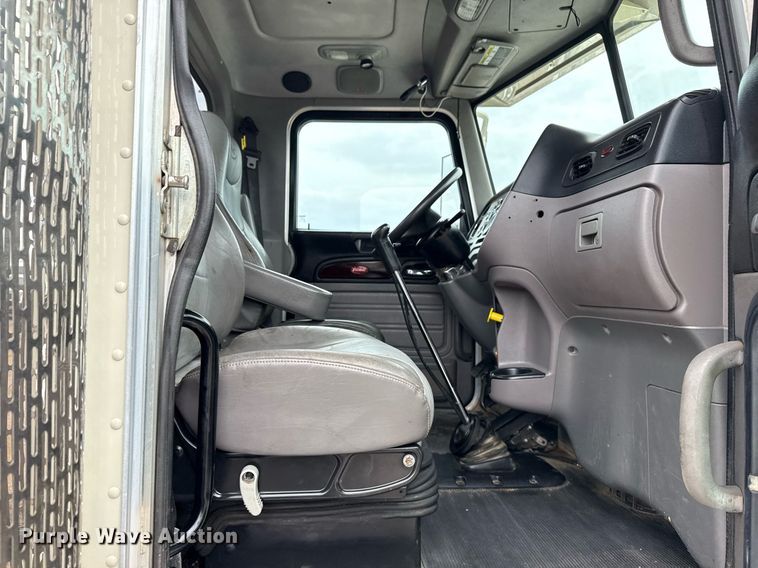 image for item EG5785 2012 Peterbilt 389 semi truck