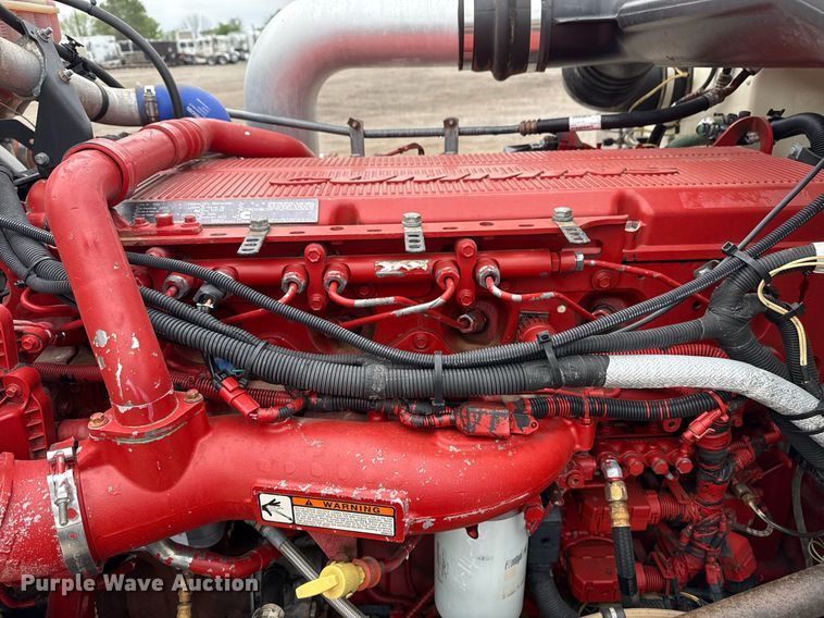 image for item EG5785 2012 Peterbilt 389 semi truck