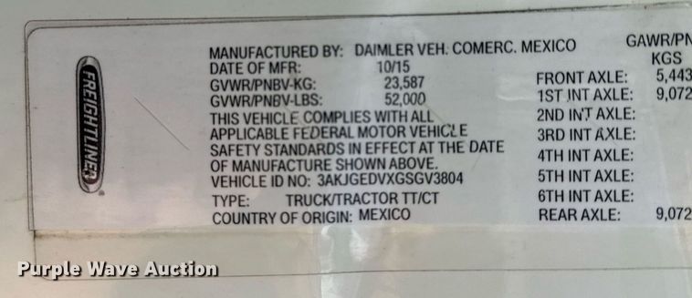 image for item EG5811 2016 Freightliner Cascadia 125 semi truck