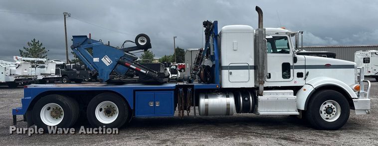 image for item EG5857 2012 Peterbilt 367 reel truck