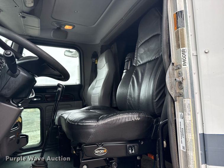 image for item EG5857 2012 Peterbilt 367 reel truck