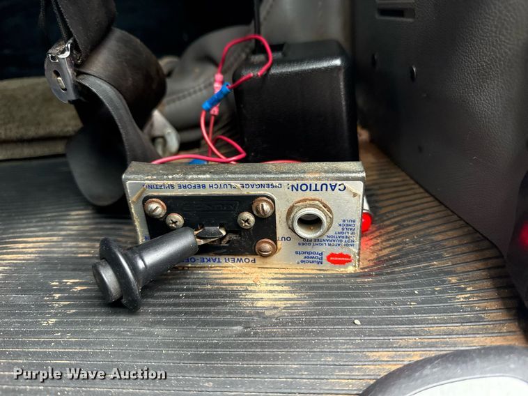 image for item EG5857 2012 Peterbilt 367 reel truck