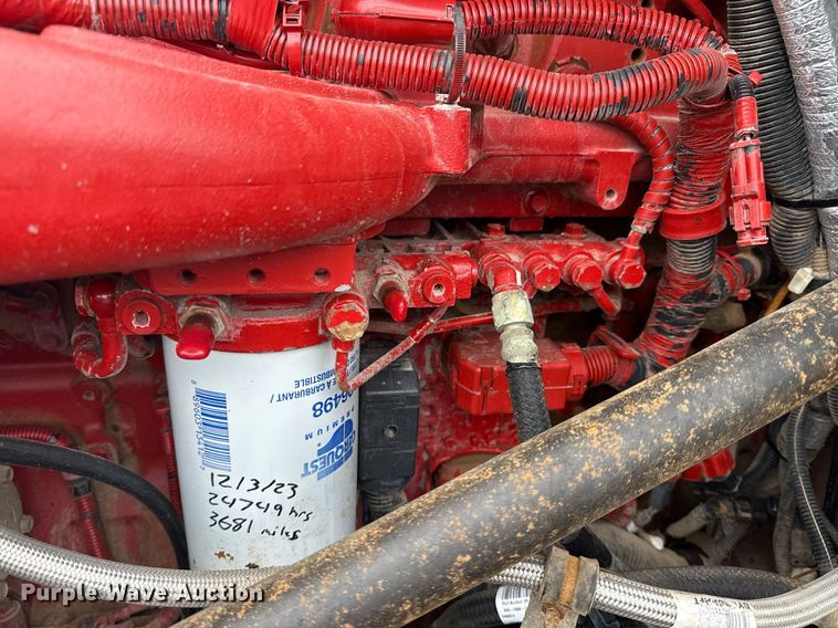 image for item EG5857 2012 Peterbilt 367 reel truck