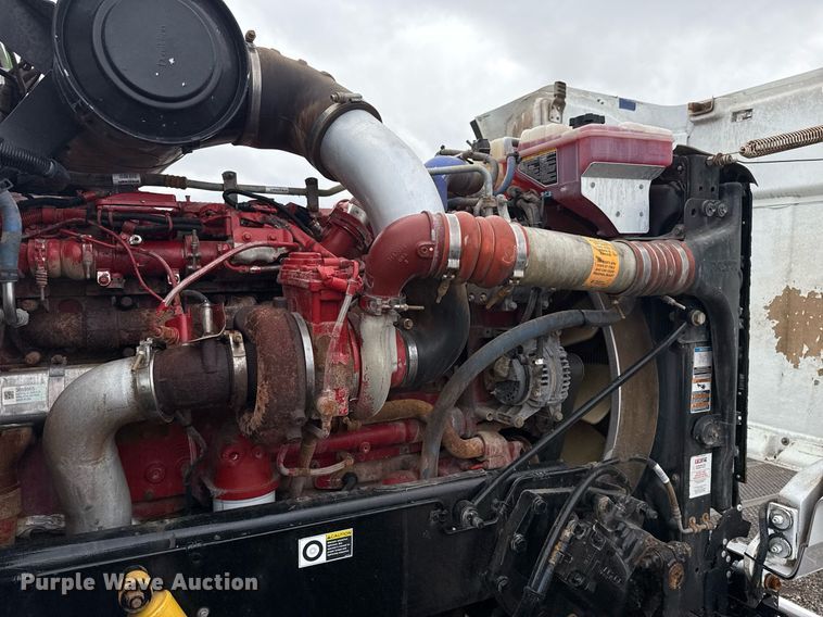 image for item EG5857 2012 Peterbilt 367 reel truck