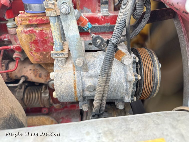 image for item EG5857 2012 Peterbilt 367 reel truck