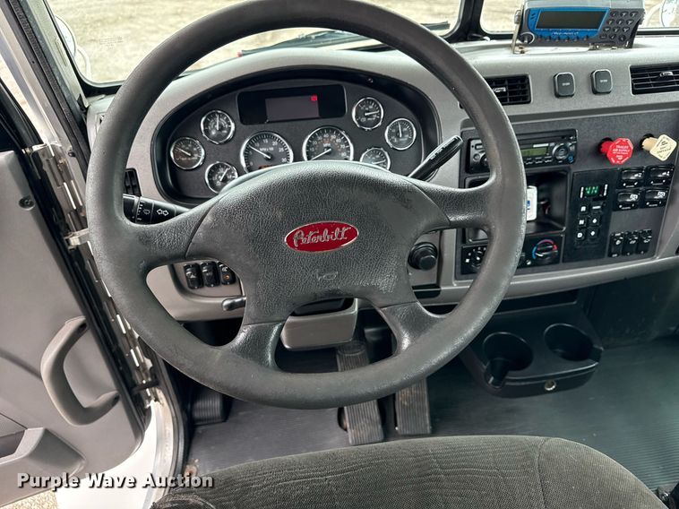 image for item EG5863 2011 Peterbilt 337 semi truck