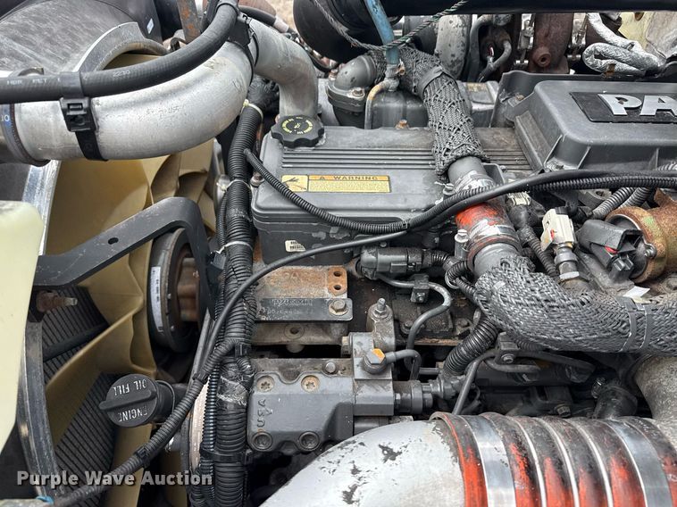 image for item EG5863 2011 Peterbilt 337 semi truck