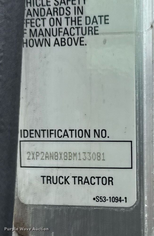 image for item EG5863 2011 Peterbilt 337 semi truck