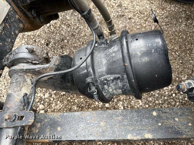 image for item EG5865 2012 Freightliner Cascadia semi truck