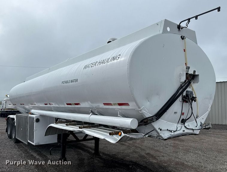 image for item EG5883 1971 Progress tank trailer