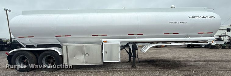image for item EG5883 1971 Progress tank trailer