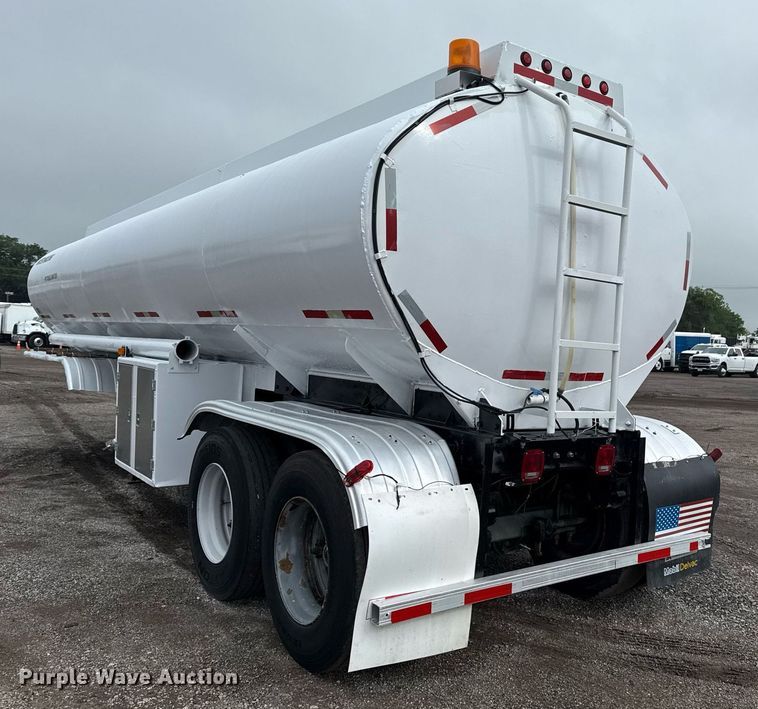 image for item EG5883 1971 Progress tank trailer