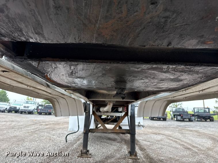 image for item EG5883 1971 Progress tank trailer