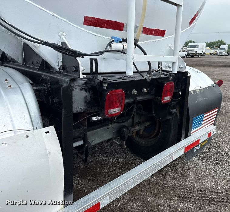 image for item EG5883 1971 Progress tank trailer